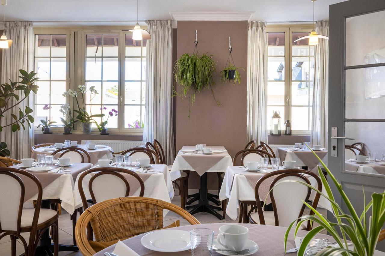 Hotel De Lion Sur Mer Ngoại thất bức ảnh