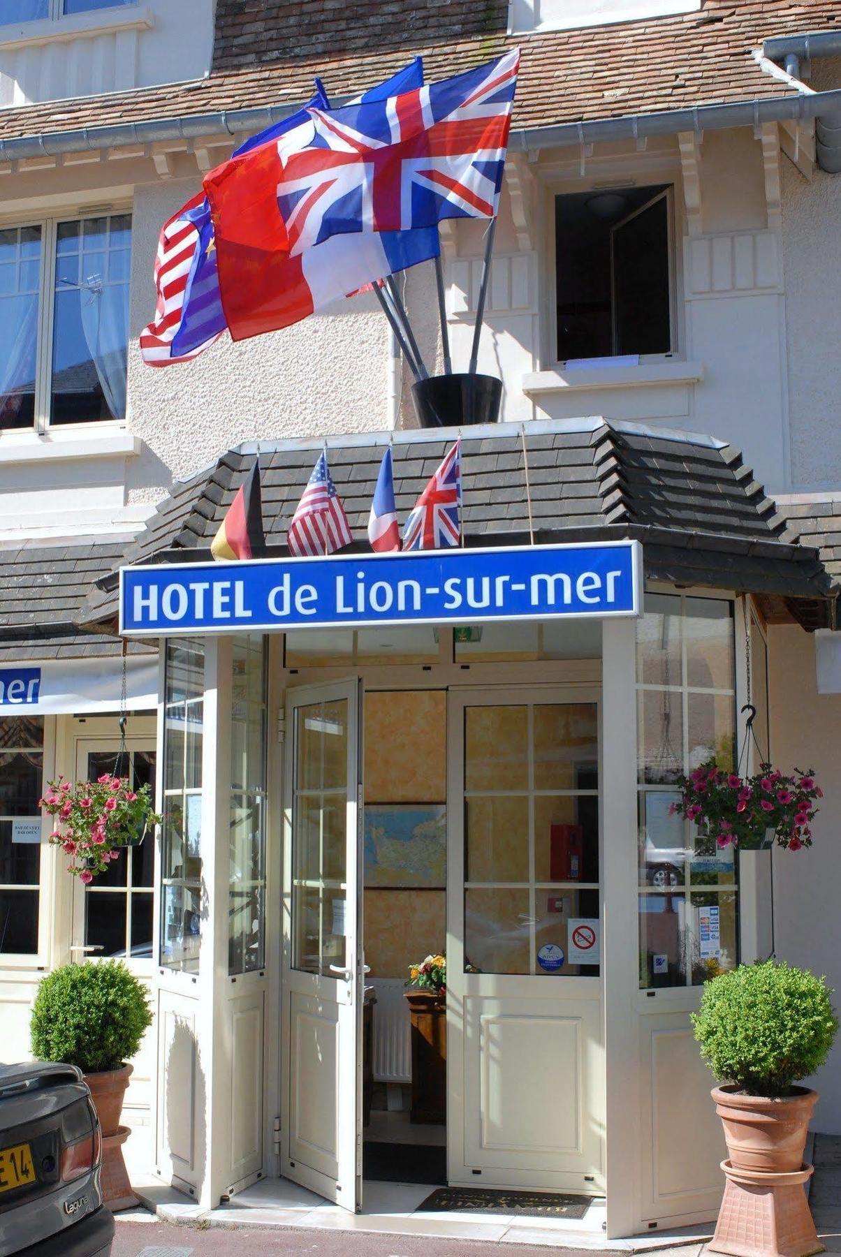 Hotel De Lion Sur Mer Ngoại thất bức ảnh